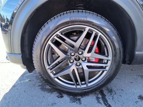 Used 2025 Ford Explorer ST-Line w/ Premium Package image 10