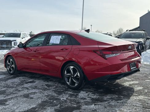 Used 2023 Hyundai Elantra SEL w/ Convenience Package image 6