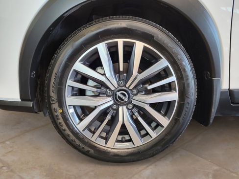 Used 2023 Nissan Kicks SV image 26