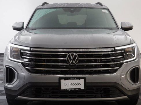 Used 2025 Volkswagen Atlas SE image 22