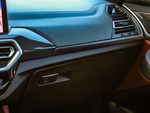 Used 2023 BMW X4 M40i w/ Premium Package image 17