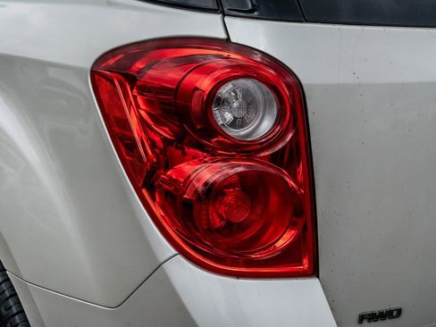 Used 2015 Chevrolet Equinox LTZ AWD/4WD image 8