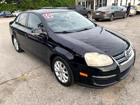 Used 2010 Volkswagen Jetta Limited Edition image 5