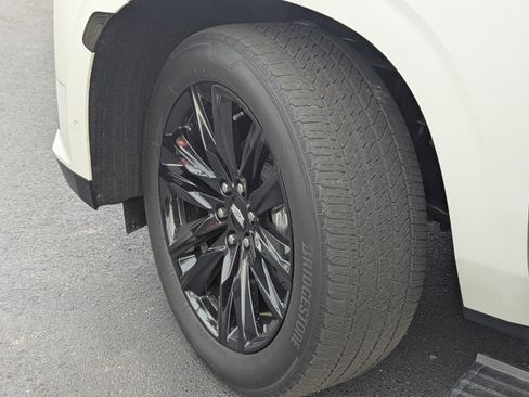 Certified 2021 Cadillac Escalade Sport w/ Driver Assist Tech Package image 37