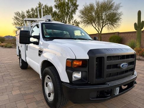 Used 2008 Ford F350 XL RWD image 2