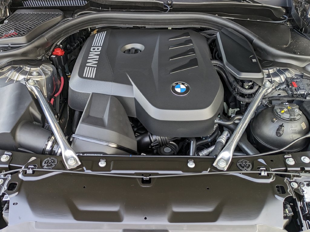 New 2026 BMW 530i w/ Premium Package RWD image 9