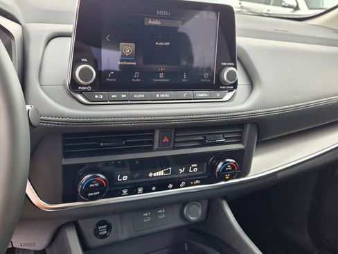 New 2026 Nissan Rogue SV FWD image 19