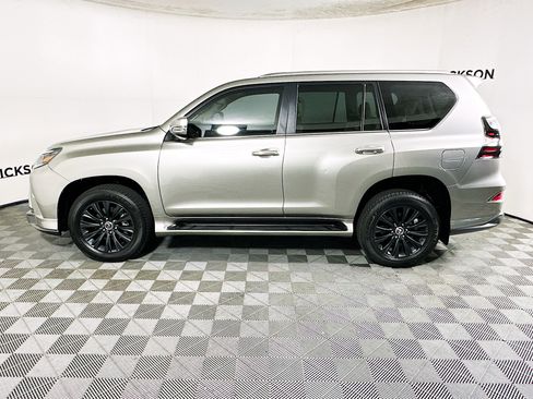 Used 2023 Lexus GX 460 Premium image 6