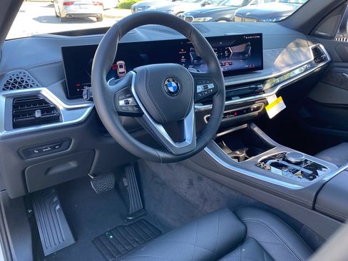 New 2026 BMW X5 xDrive40i w/ Climate Comfort Package AWD/4WD image 13
