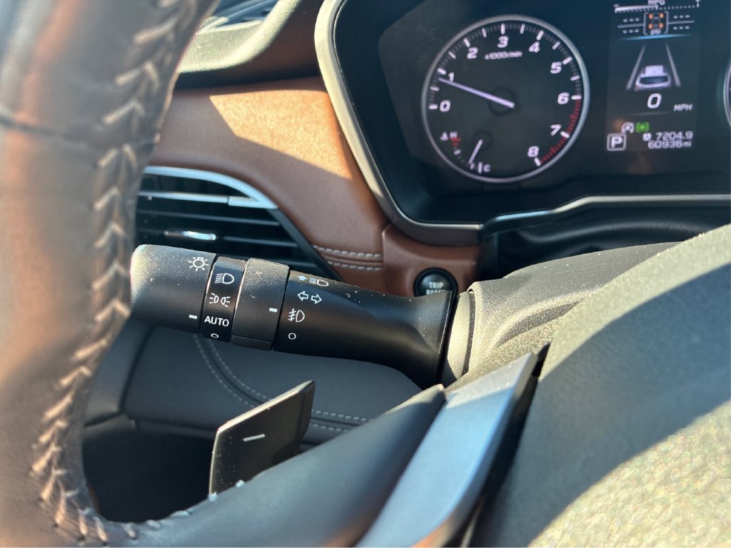 Used 2020 Subaru Outback Touring XT AWD/4WD image 15