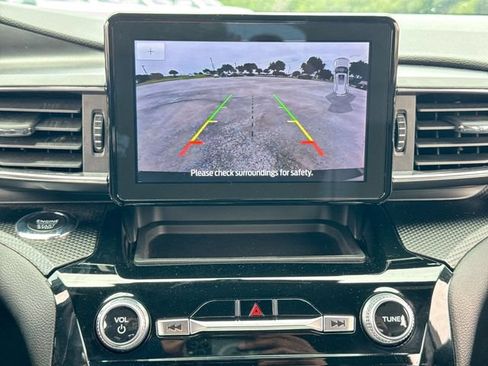 Used 2023 Ford Explorer ST-Line w/ Class IV Trailer Tow Package AWD/4WD image 17