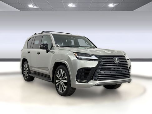 Certified 2025 Lexus LX 700h Luxury w/ Appearance Package AWD/4WD image 7