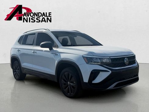 Used 2022 Volkswagen Taos S FWD image 9