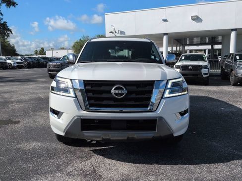 Certified 2024 Nissan Armada Platinum w/ Captain's Chairs Package AWD/4WD image 8