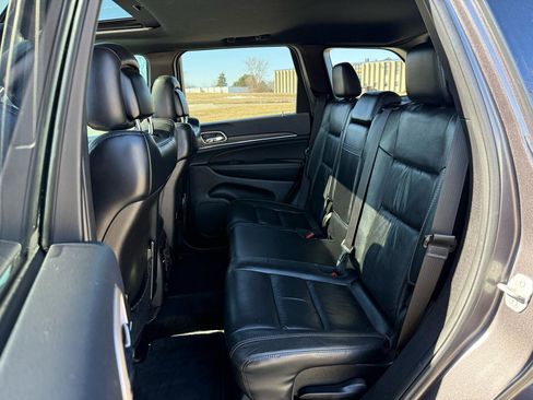 Used 2015 Jeep Grand Cherokee Limited image 16