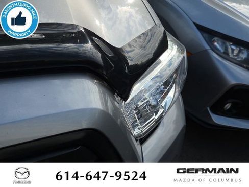 Used 2018 Toyota Tacoma SR w/ SR Convenience Package AWD/4WD image 12