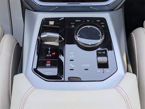 Used 2025 BMW X3 xDrive30i w/ M Sport Package image 16