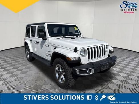 Used 2021 Jeep Wrangler Unlimited Sahara AWD/4WD image 3