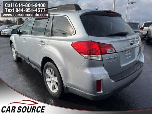 Used 2013 Subaru Outback 2.5i Limited image 4