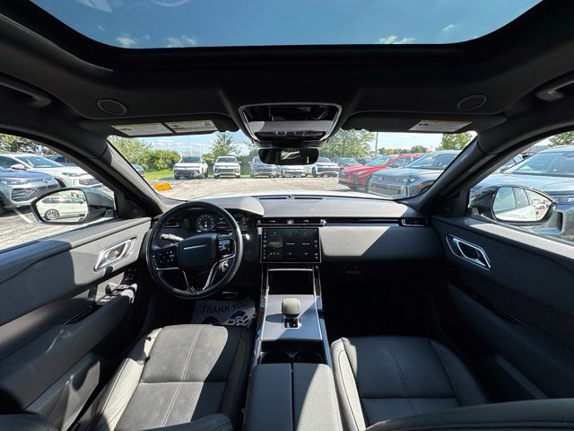 Used 2025 Land Rover Range Rover Velar Dynamic SE AWD/4WD image 13