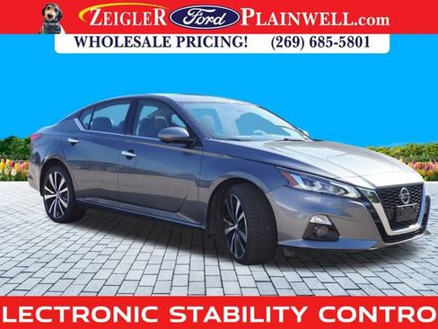 Used 2019 Nissan Altima 2.5 Platinum image 7