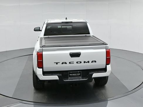 Used 2024 Toyota Tacoma TRD Sport image 46