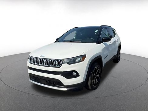 Used 2025 Jeep Compass Limited AWD/4WD image 7