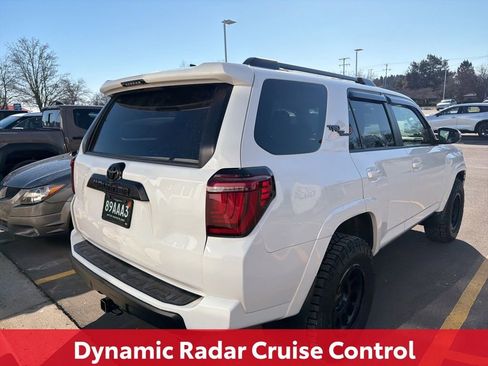 Certified 2024 Toyota 4Runner TRD Off-Road Premium w/ Moonroof Package image 19