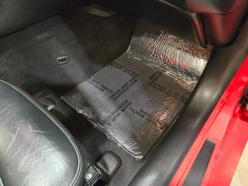 Used 2001 Chevrolet Corvette Convertible w/ Preferred Equipment Group2 image 29