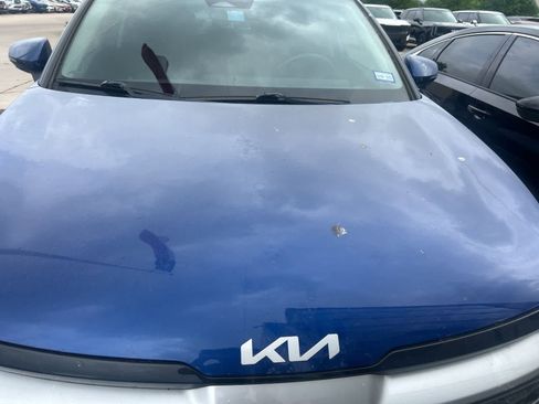 Certified 2024 Kia Sportage EX image 21