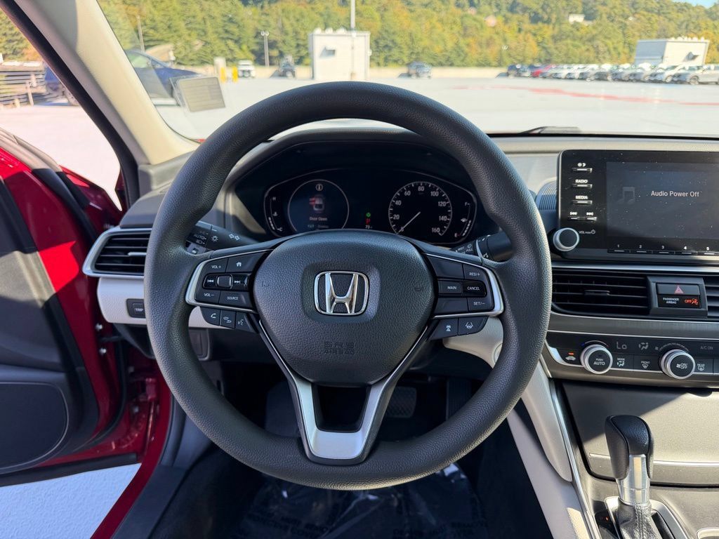 Used 2018 Honda Accord LX image 13