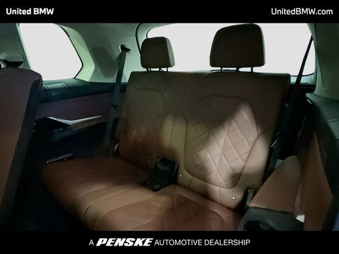 Used 2026 BMW X7 xDrive40i image 14