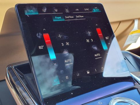 New 2025 Cadillac Escalade IQ Luxury 2 image 19