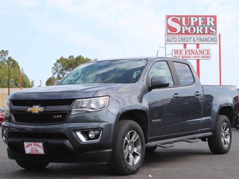 Used 2017 Chevrolet Colorado Z71 image 7