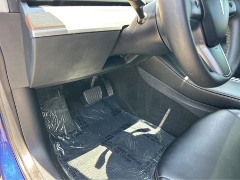 Used 2023 Tesla Model 3 Standard Range RWD image 28