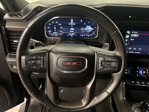 Used 2024 GMC Sierra 1500 AT4 w/ Technology Package AWD/4WD image 20