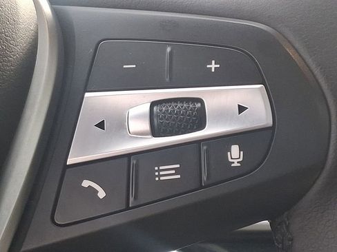 Certified 2025 BMW X5 xDrive40i w/ Premium Package image 23