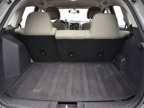 Used 2011 Dodge Caliber Mainstreet image 16