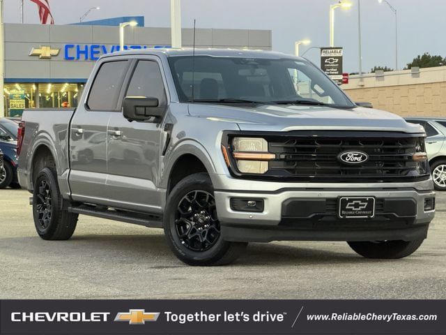 Used 2025 Ford F150 XLT w/ Equipment Group 302A MID RWD image 2