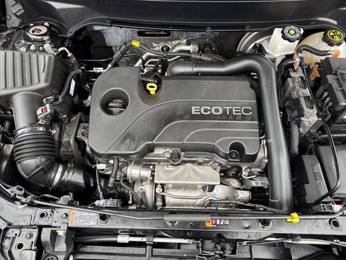 Used 2022 Chevrolet Equinox LT image 29