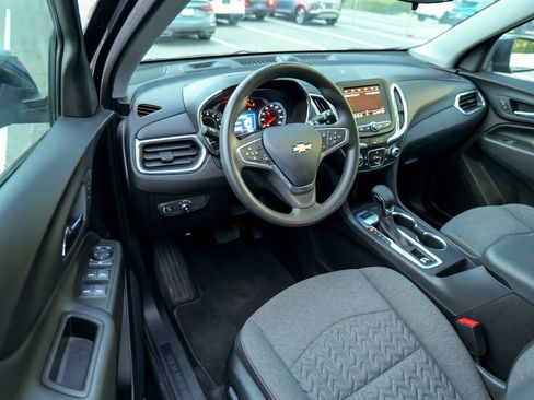 Used 2023 Chevrolet Equinox LT AWD/4WD image 16