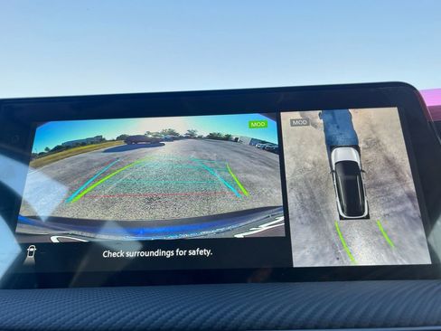 New 2026 Nissan Kicks SR w/ Cold Weather Package image 9