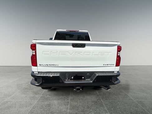 New 2026 Chevrolet Silverado 2500 Custom w/ Custom Value Package AWD/4WD image 4