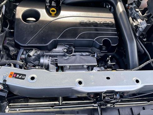 Used 2026 Chevrolet Equinox LT FWD image 33