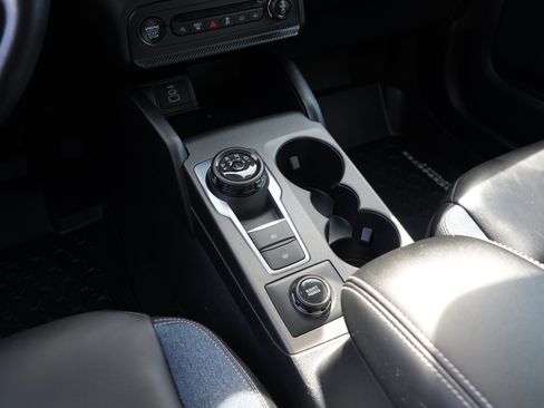 Used 2025 Ford Bronco Sport Outer Banks AWD/4WD image 27
