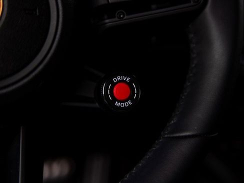 Used 2025 Porsche 911 Carrera image 43