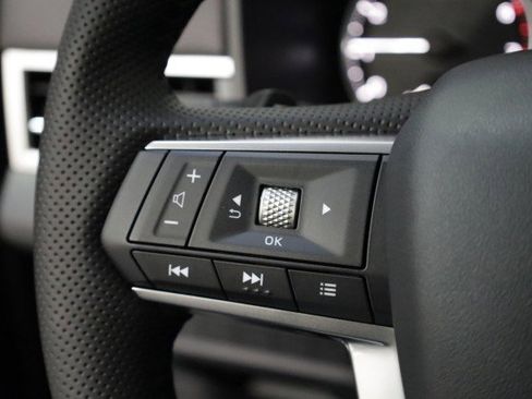 New 2025 Mitsubishi Outlander SE image 7