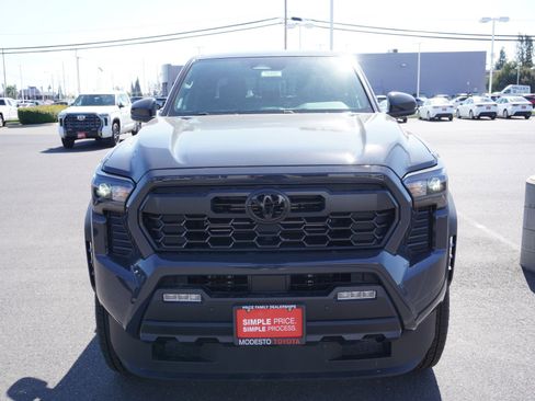 New 2026 Toyota Tacoma TRD Off-Road image 7
