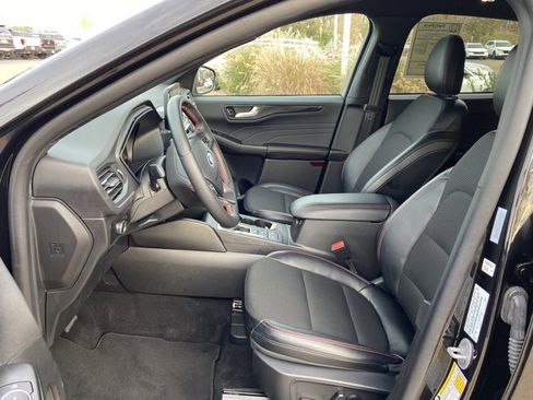 Used 2025 Ford Escape ST-Line image 33