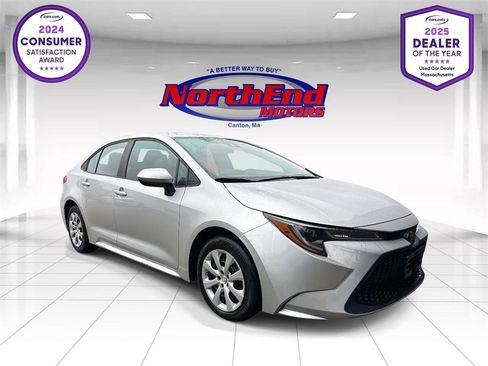 Used 2022 Toyota Corolla LE image 1